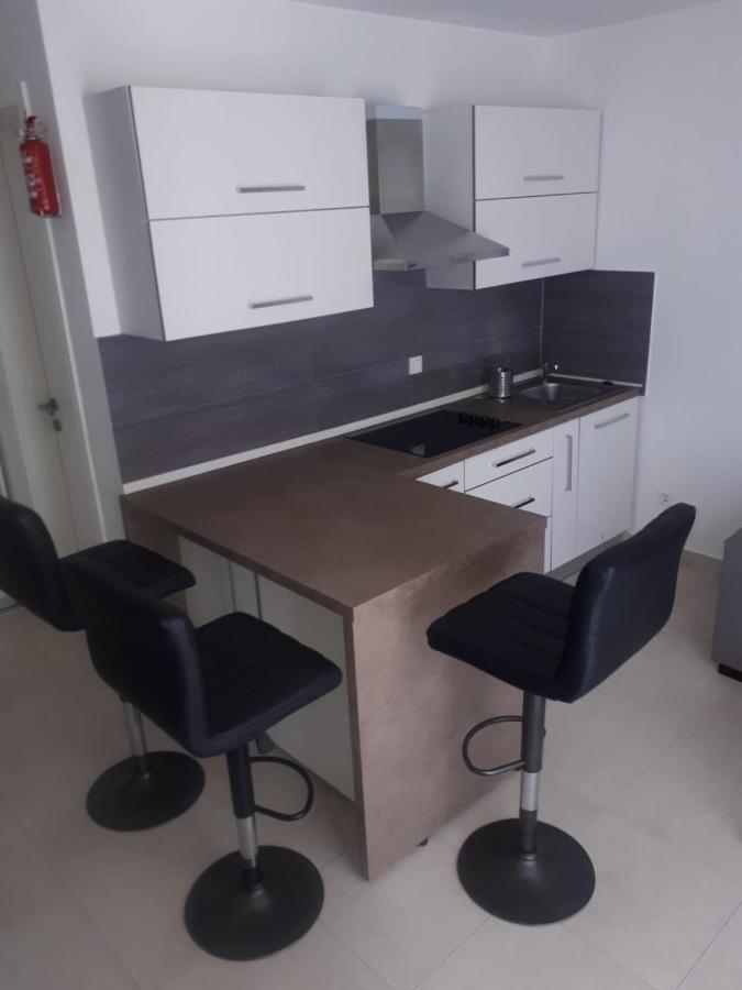 Studio Apartman Labrador Vodice Eksteriør bilde